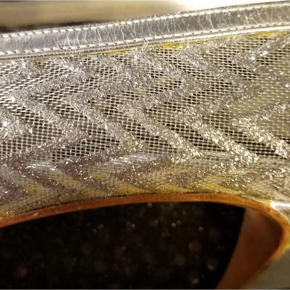 STUART WEITZMAN Silver Glittered Mesh Heel Pumps - Picture 12 of 12